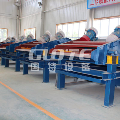 3800 KG 큰 심기 용량 비브레이팅 스크린 10-100t / h를 탈수 할 수 있습니다.