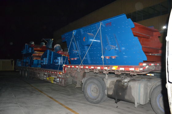 신뢰성 좋은 모래 진동 스크리닝 분쇄기 모래 차원 L*W*H 4800 KG